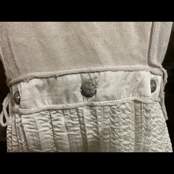 NWT Nicole Sabbatini Sweater • Size Large • Satin Gathered Trim • Unique Accents - Picture 7 of 9